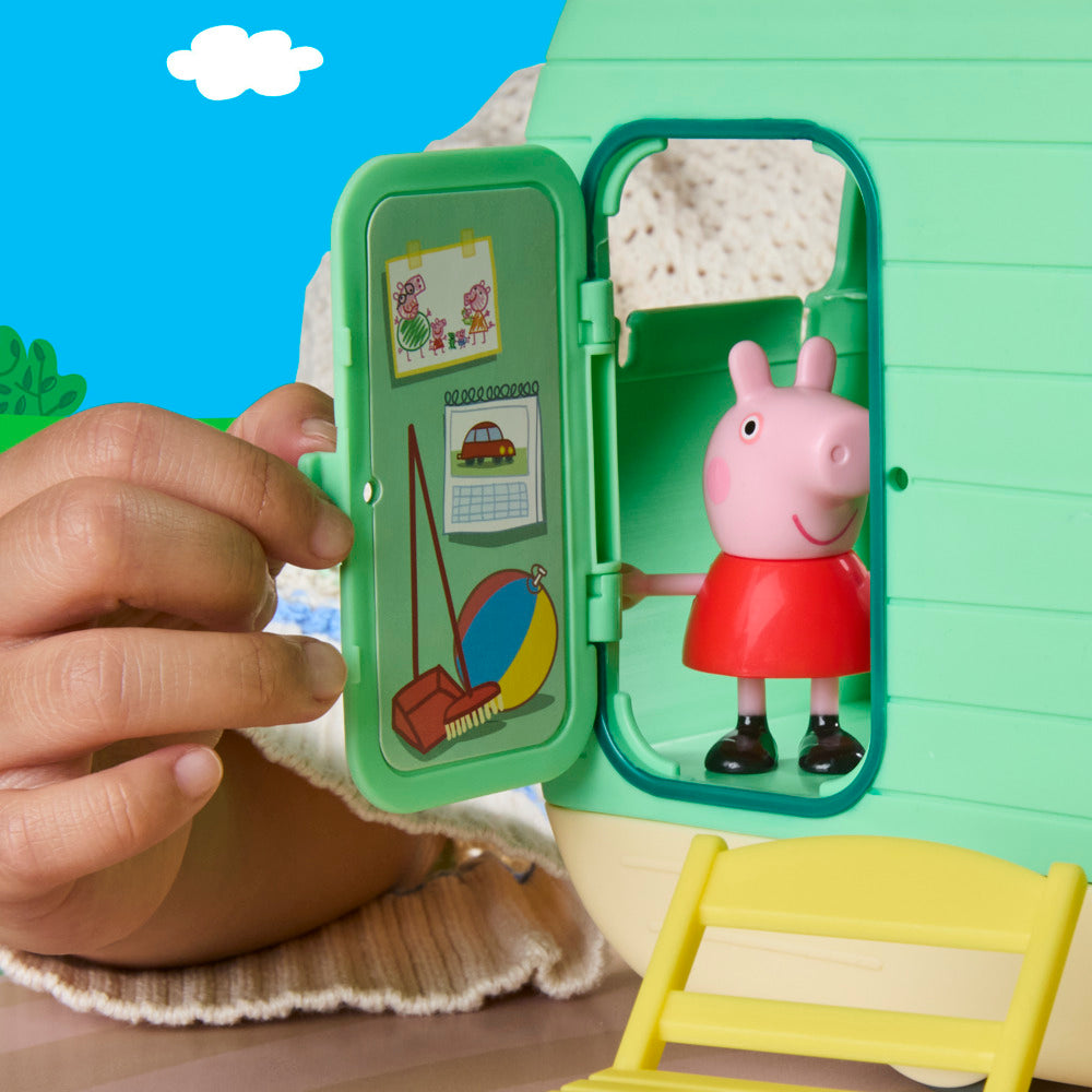 Peppa Pig Three Little Piggies Caravan Playset With 3 Figures