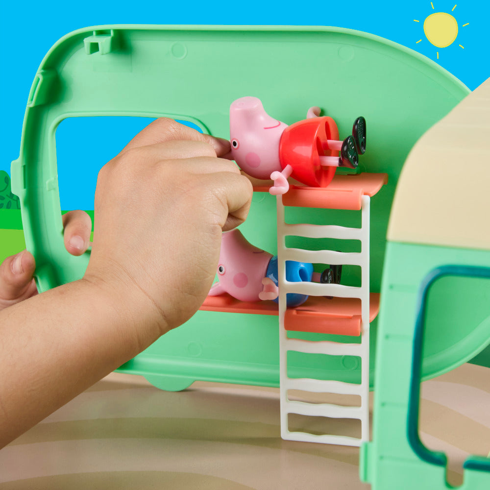 Peppa Pig Three Little Piggies Caravan Playset With 3 Figures