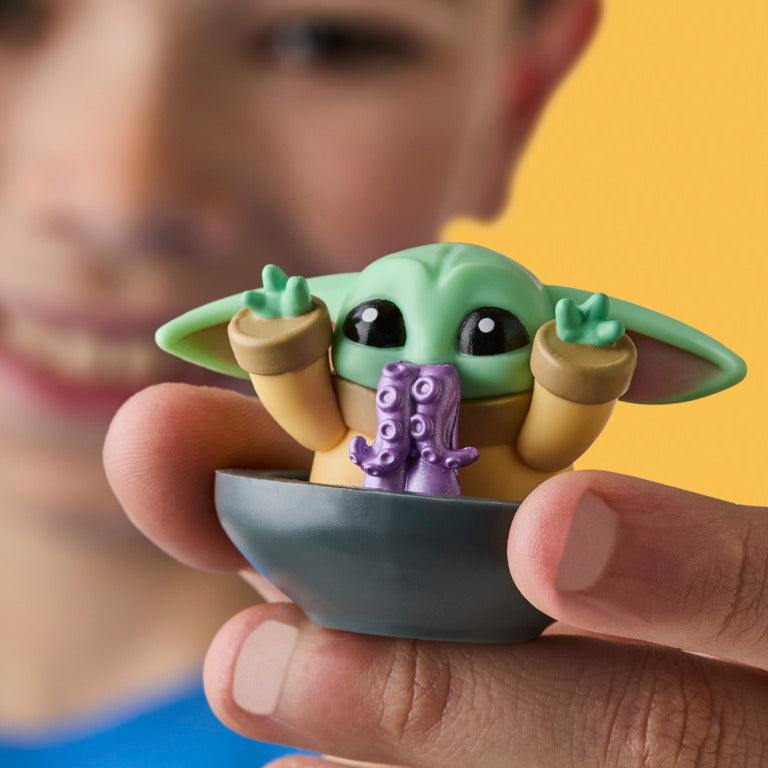 Star Wars Grogu Snack Attack 1.5-Inch Mystery Figure Mini Food Theme Toys Series 1