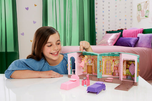 Wicked Playset Glinda & Elphaba's So Popular Dorm With A Glinda Doll