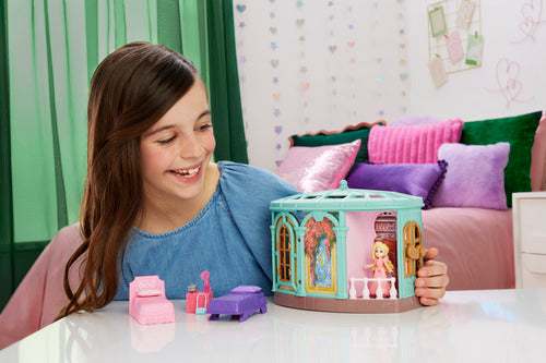 Wicked Playset Glinda & Elphaba's So Popular Dorm With A Glinda Doll