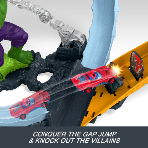 Hot Wheels Superstar Speeders Spider-Man & Hulk Smash Down Track Set