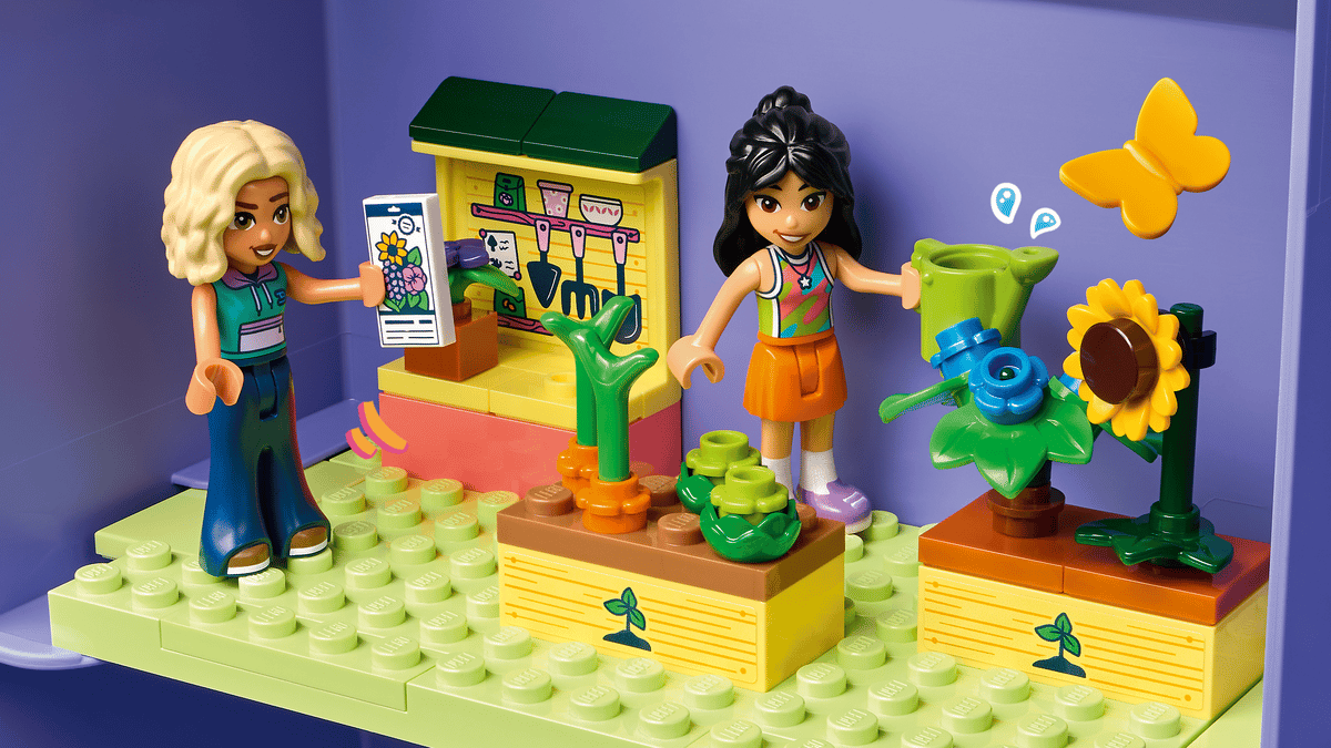 Lego Friends Creative Dollhouse Suitcase Toy 42697