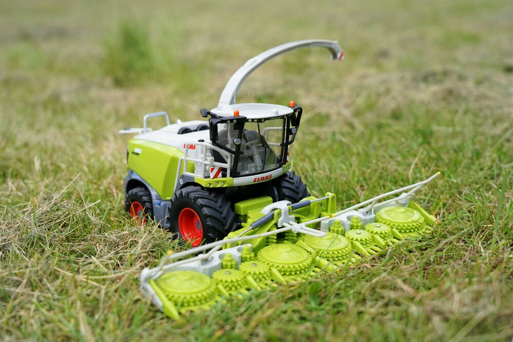 Britains - 1:32 Claas Jaguar 980 With Orbis 900