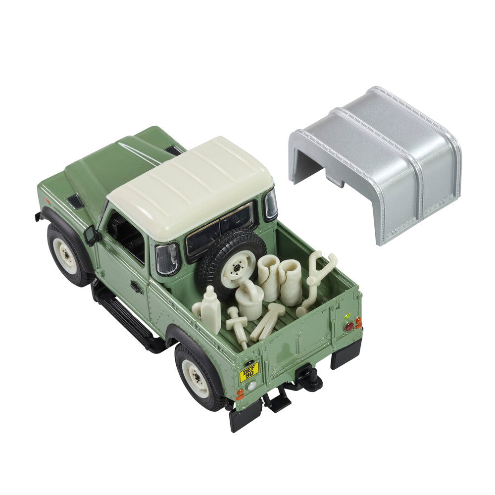 Britains 1:32 Land Rover Vet Set
