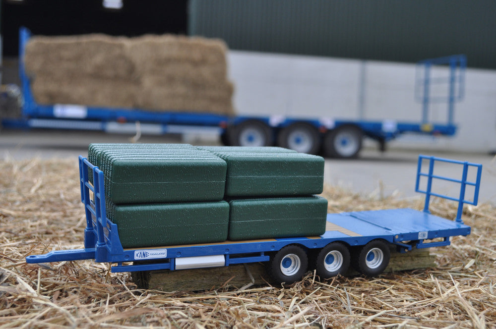 Britains 1:32 Kane Bale Trailer