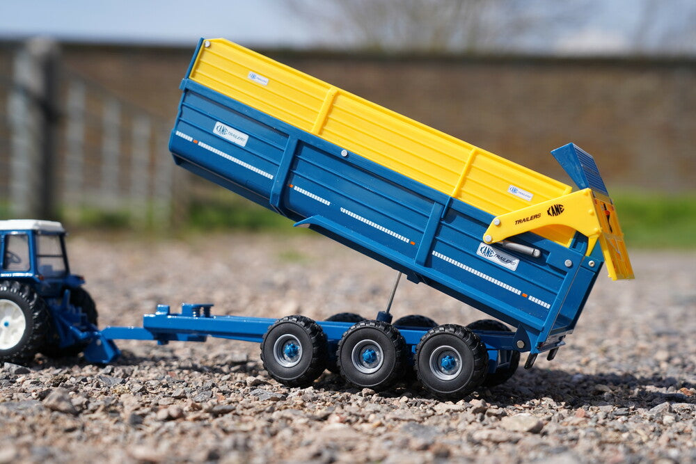 Britains - Kane Tri-Axel Halfpipe Silage Trailer