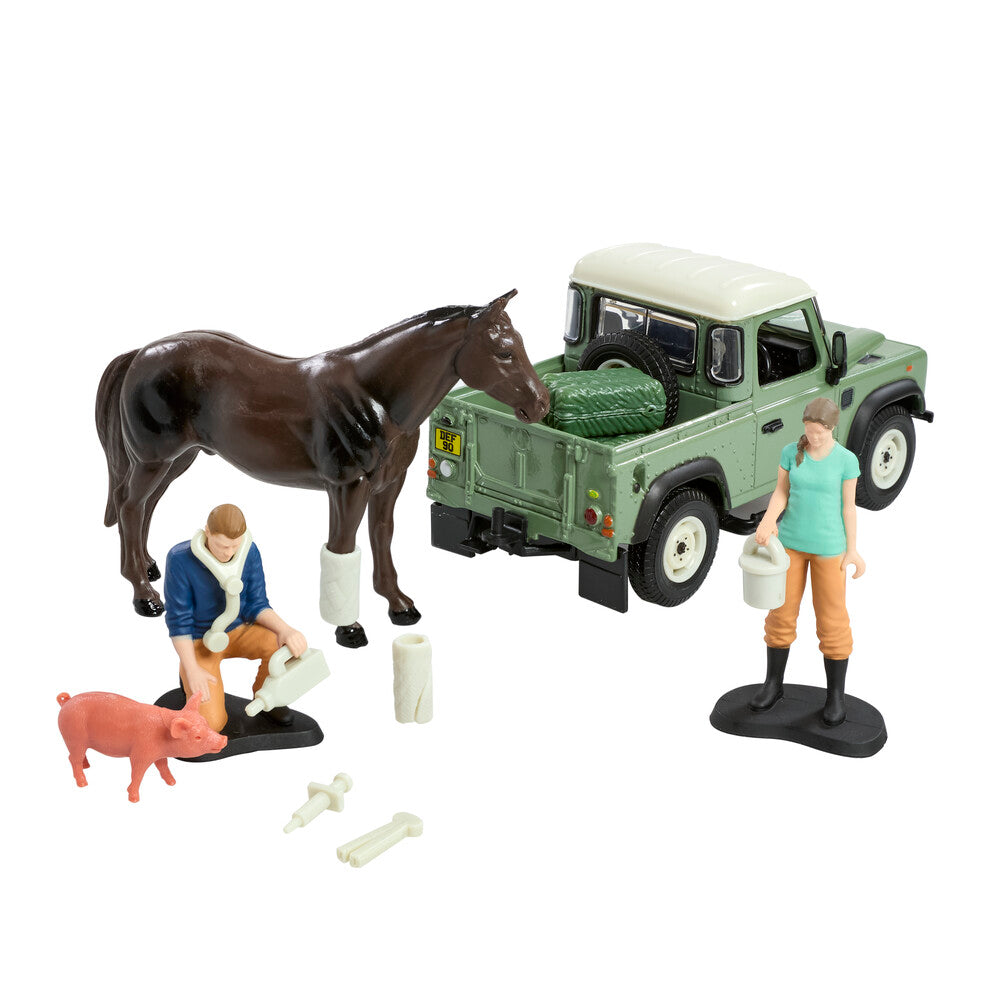 Britains 1:32 Land Rover Vet Set