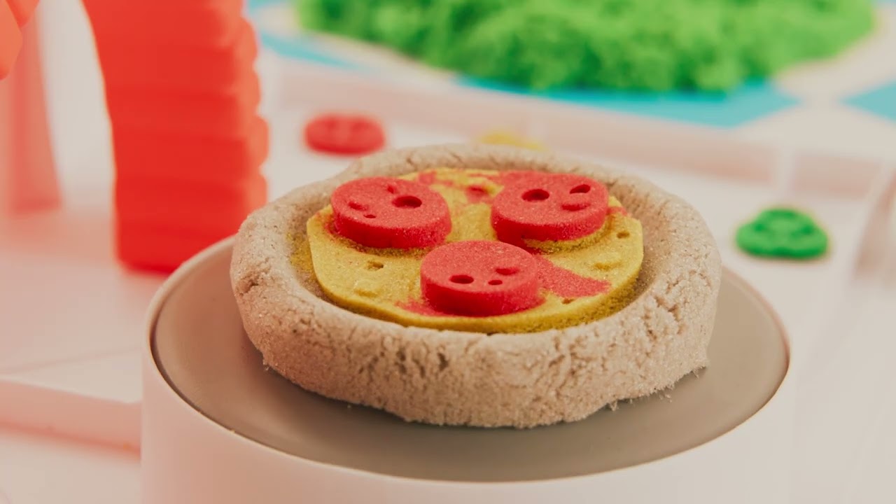 Kinetic Sand Squishpizza Rising Pizza Playset